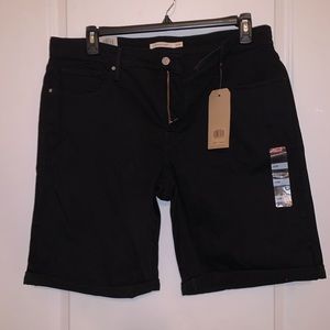 Levi’s Bermuda denim shorts